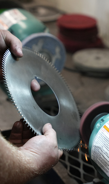 Wisconsin Saw Blade Sharpening